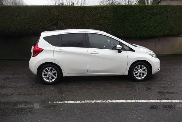Used Nissan Note Acenta Premium 90 HP (66 kW) 2016 White Hatchback