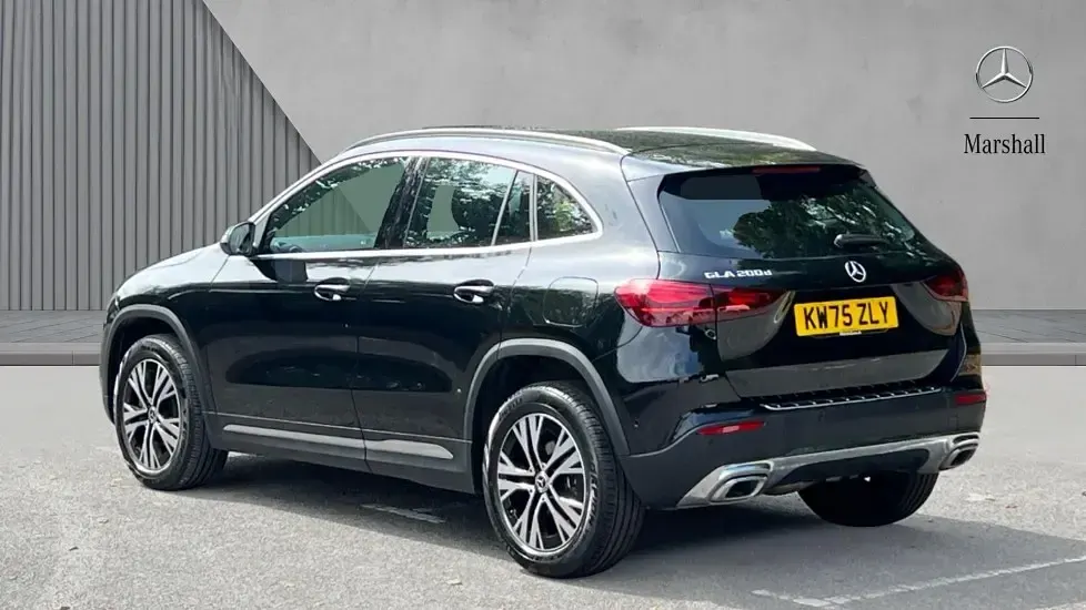 Used Mercedes GLA200 Executive 150 HP (110 kW) 2026 Black SUV