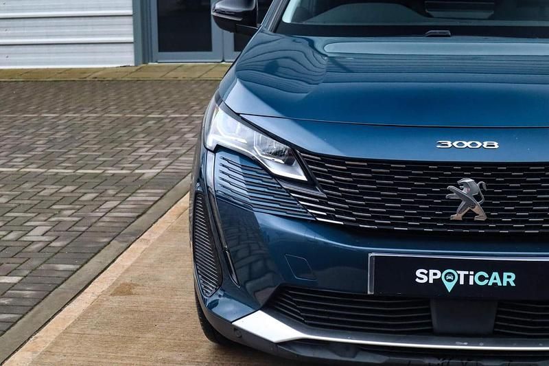 Used Peugeot 3008 Allure Premium 222 HP (163 kW) 2021 Blue SUV
