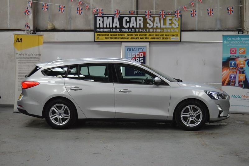 Used Ford Focus Zetec 2019 Silver Estate