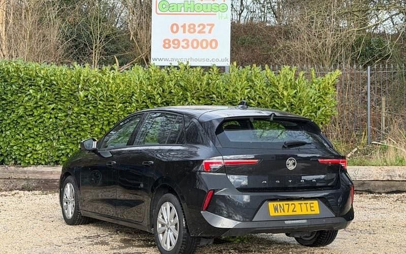 Used Vauxhall Astra Design Edition 131 HP (96 kW) 2025 Hatchback