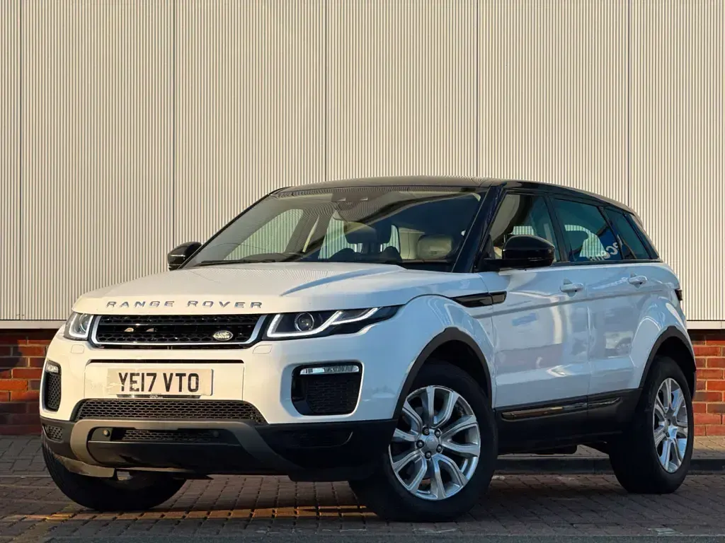 Used Land Rover Range Rover evoque SE 2017 White SUV
