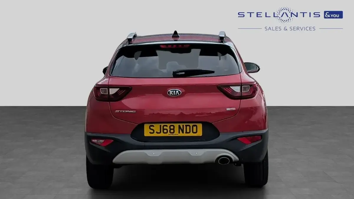 Used Kia Stonic First Edition 118 HP (86 kW) 2018 Red SUV