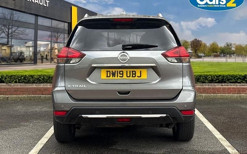 Used Nissan X-Trail Tekna 150 HP (110 kW) 2019 Grey SUV