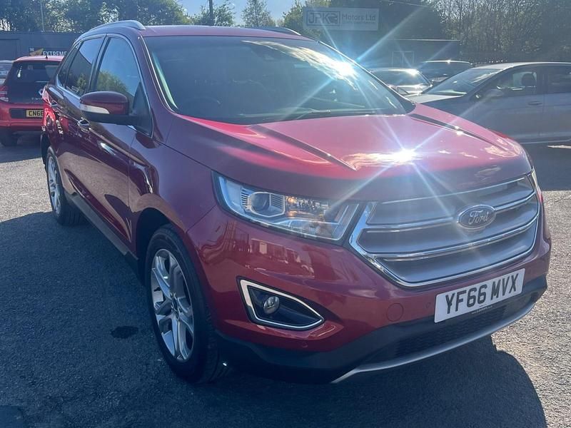 Begagnad Ford Edge Titanium 210 HK (154 kW) 2016 Röd SUV