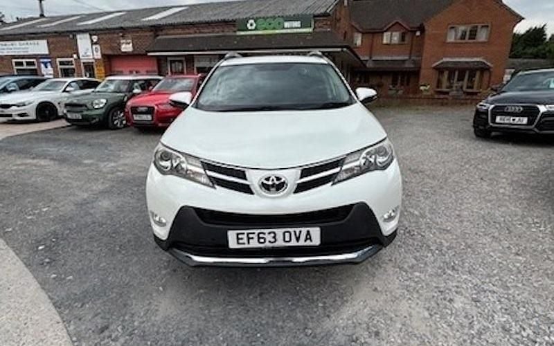 Used 2015 Toyota RAV4 SUV | £8,799 - Image 1/4