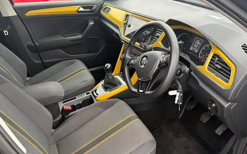 Used VW T-Roc Design 150 HP (110 kW) 2021 SUV