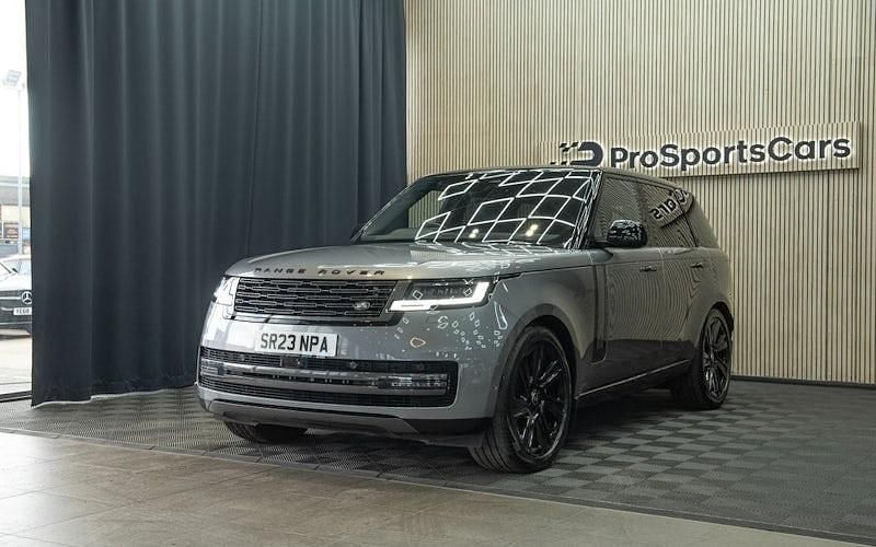 Second-hand Land Rover Range Rover SE 300 CP (220 kW) 2025 SUV