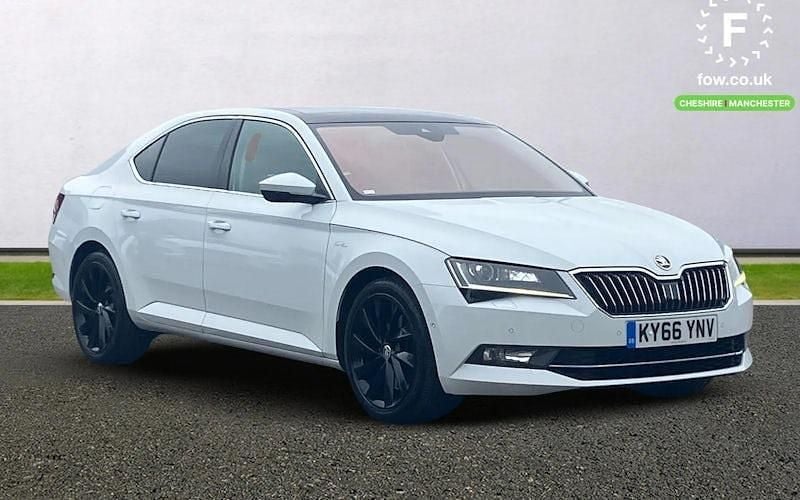 Used 2018 Skoda Superb Hatchback | £15,899 (Good price) - Image 1/4