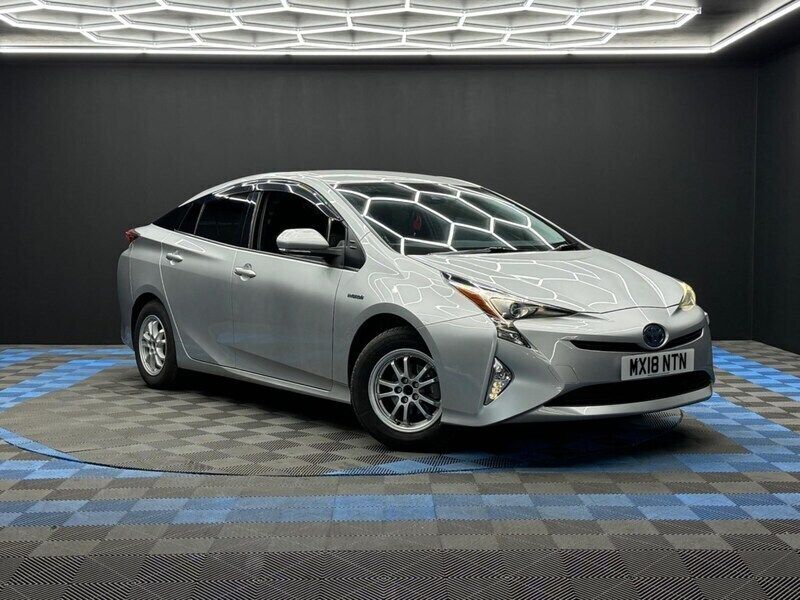 Silver Used 2024 Toyota Prius Hatchback | £11,490 (Fair price) - Image 1/4