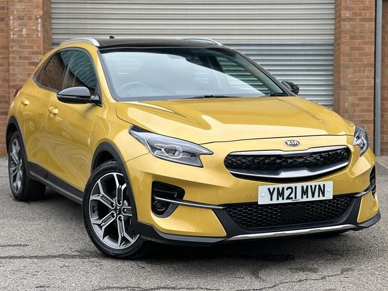 Yellow Used 2021 Kia XCeed First Edition SUV | £16,495 (Fair price) - Image 1/4