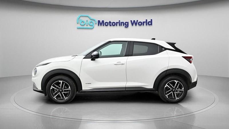 Used Nissan Juke N-Connecta 143 HP (105 kW) 2024 White SUV