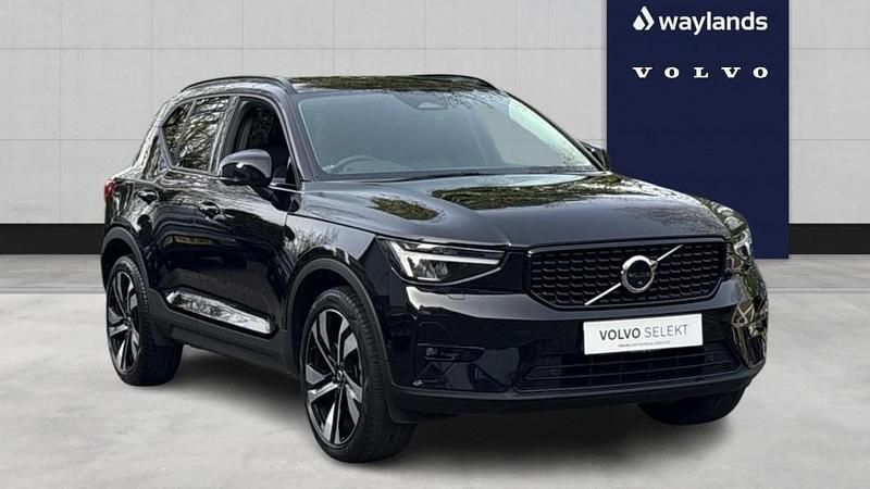 Used Volvo XC40 Ultimate 2023 Black SUV