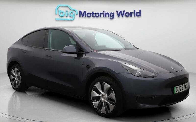 Used 2023 Tesla Model Y Long Range SUV | £24,800 (Good price) - Image 1/4