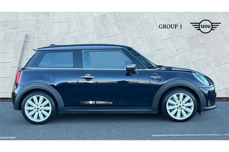 Used Mini Cooper S Level 3 135 kW (184 HP) 2022 Enigmatic black Hatchback