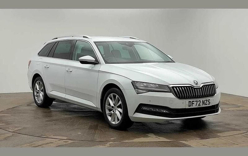 Moon white metallic Used 2023 Skoda Superb SE Technology Estate | £18,695 (Good price) - Image 1/4