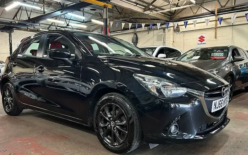Used Mazda 2 Edition 90 HP (66 kW) 2016 Hatchback