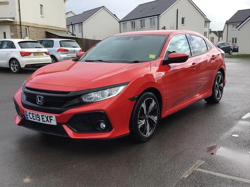 Used Honda Civic SR 120 HP (88 kW) 2019 Red Hatchback