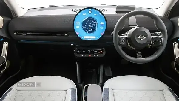 Used Mini Aceman Classic 160 kW (218 HP) 2024 Silver SUV