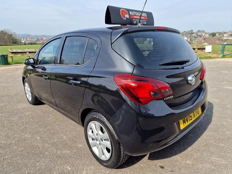 Used Vauxhall Corsa Design Edition 90 HP (66 kW) 2015 Black Hatchback