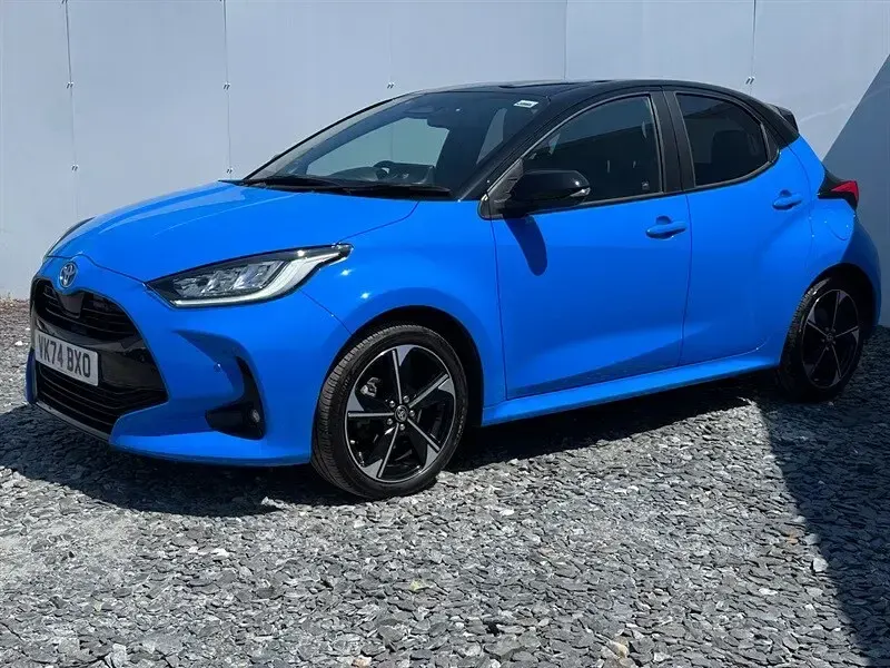 Used Toyota Yaris Edition 130 HP (95 kW) 2024 Blue Hatchback
