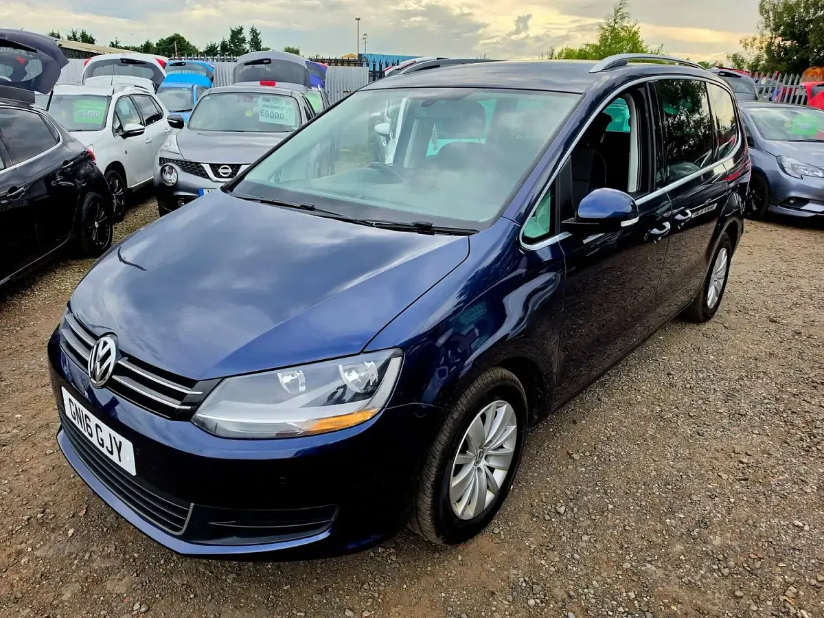 Used VW Sharan SE 150 HP (110 kW) 2016 Blue MPV