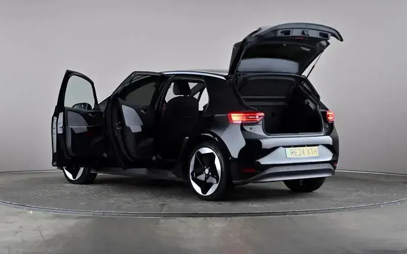 Used VW ID.3 Pro 150 kW (204 HP) 2024 Black Hatchback