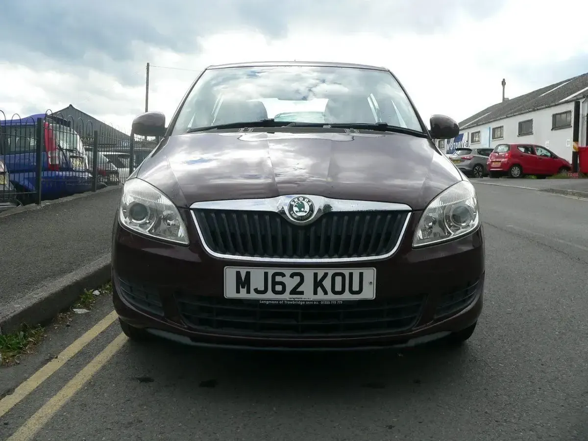 Begagnad Skoda Fabia SE 2012 Brun Halvkombi