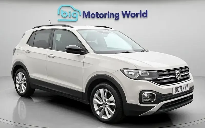 Usado VW T-Cross Active 110 HP (80 kW) 2021 SUV