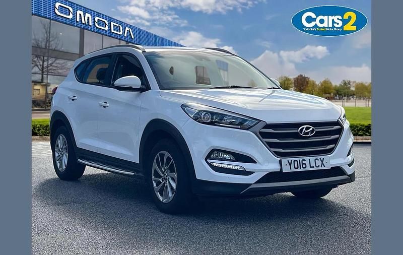 White Used 2016 Hyundai Tucson SE SUV | £7,790 (Fair price) - Image 1/4
