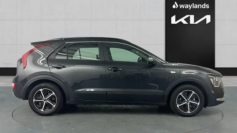 Used Kia Niro 2024 Grey SUV