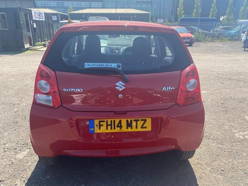 Used Suzuki Alto 2014 Red Hatchback