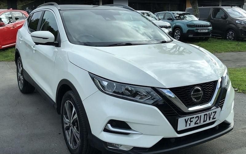 Used Nissan Qashqai N-Connecta 158 HP (116 kW) 2020 White SUV