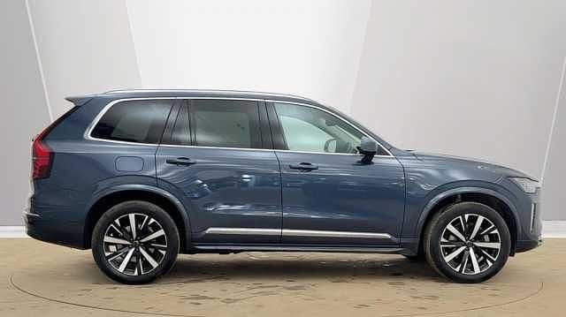 Used Volvo XC90 Core 247 HP (181 kW) 2025 Blue SUV