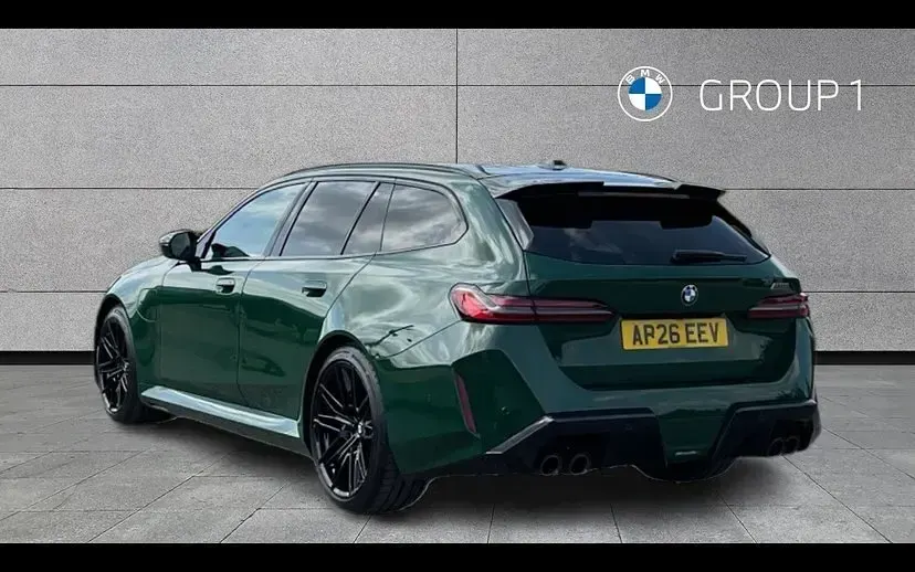New BMW M5 Comfort Edition 717 HP (527 kW) 2026 Green Estate
