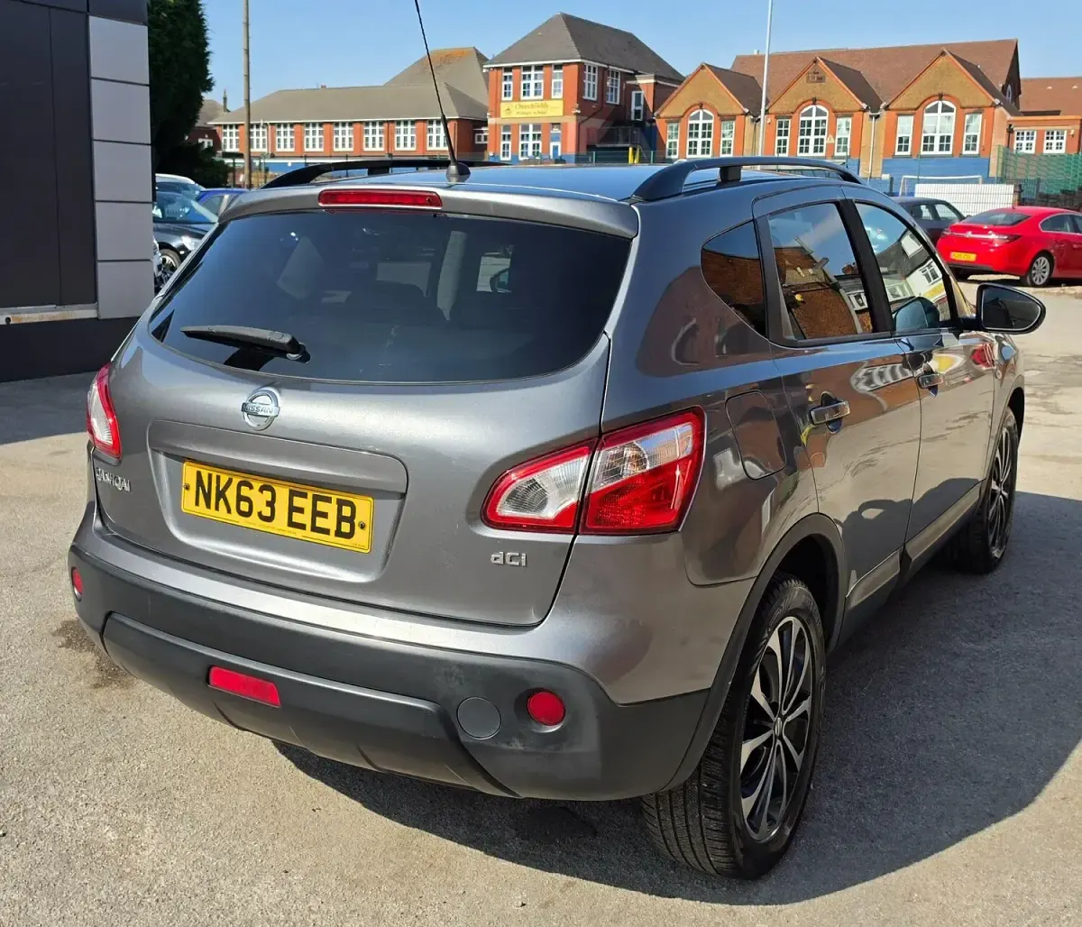 Used Nissan Qashqai 360º 110 HP (80 kW) 2013 Grey SUV