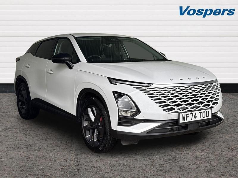 White Used 2024 Omoda 5 SUV | £21,043 (Fair price) - Image 1/3