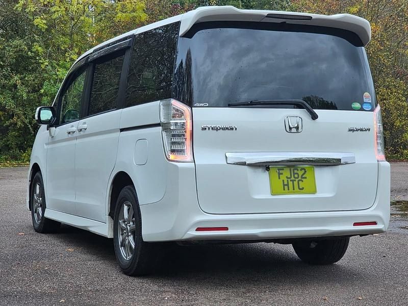 Used Honda Stepwgn 2024 White MPV