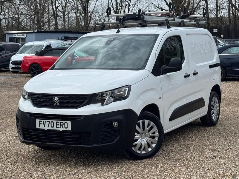 Used Peugeot Partner S 131 HP (96 kW) 2021 White MPV