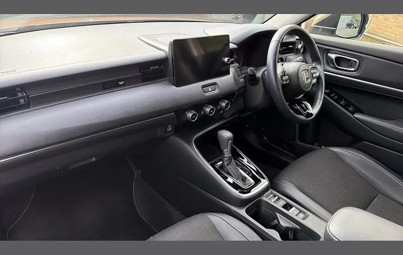 Used Honda HR-V Advance 152 HP (111 kW) 2022 Beige SUV