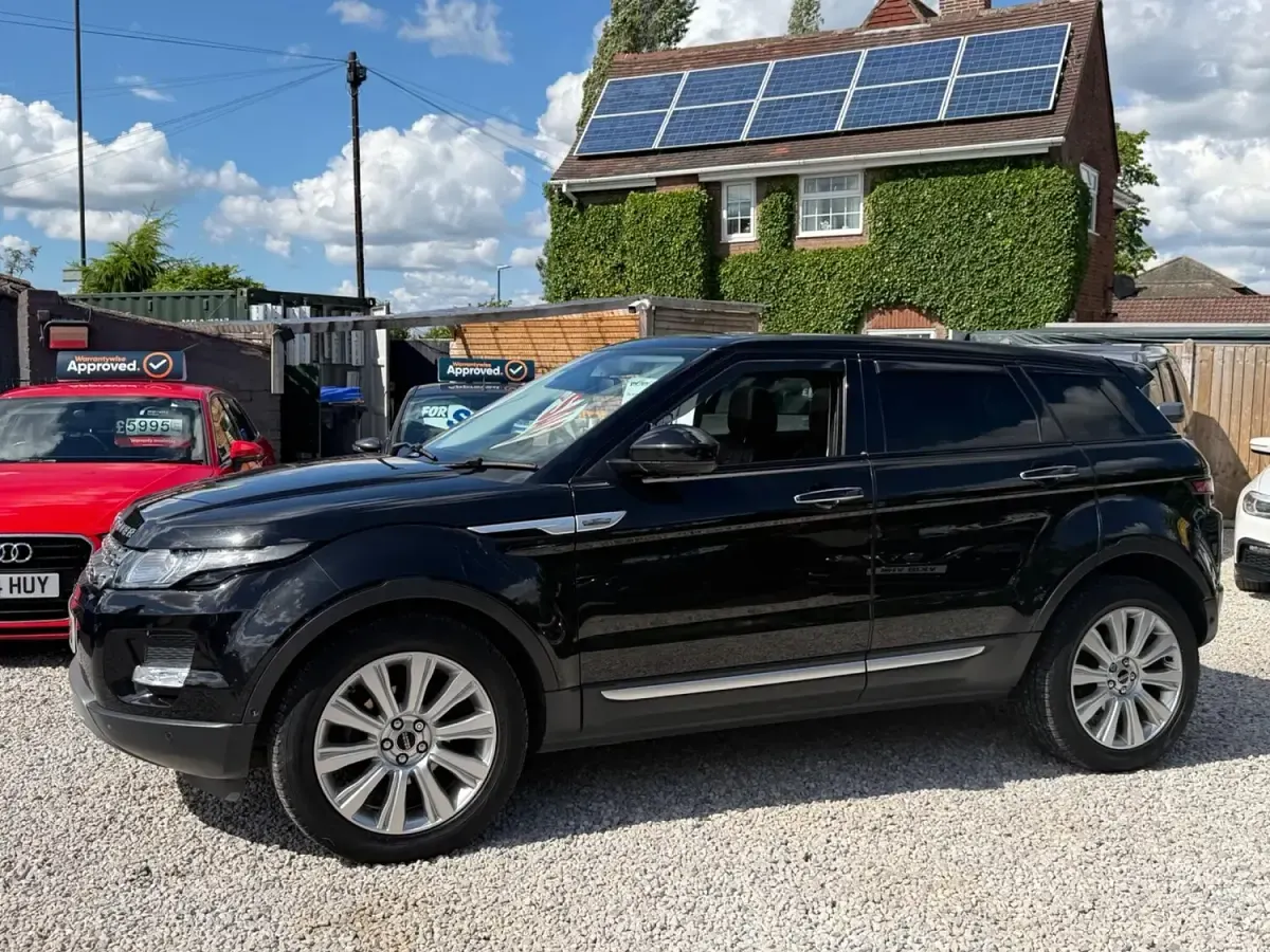 Used Land Rover Range Rover evoque Prestige 2014 Black SUV