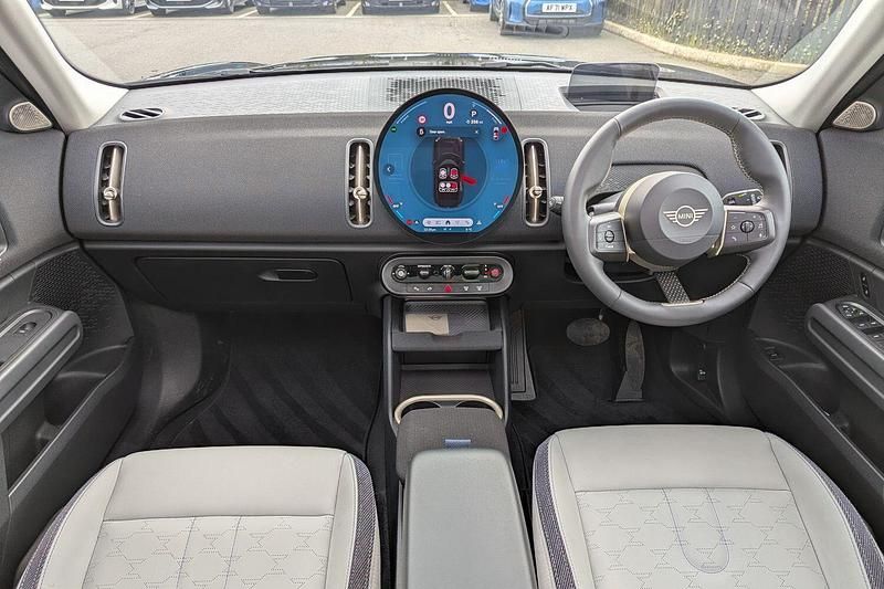 Used Mini Countryman 215 HP (158 kW) 2024 Black SUV