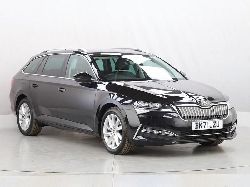 Used Skoda Superb SE Technology 218 HP (160 kW) 2021 Black Estate