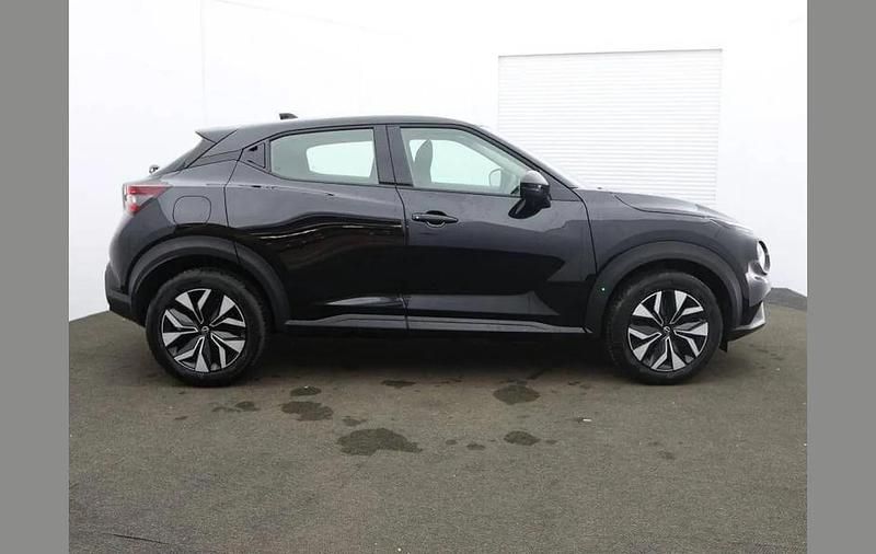 New Nissan Juke Acenta Premium 114 HP (83 kW) 2025 Black SUV