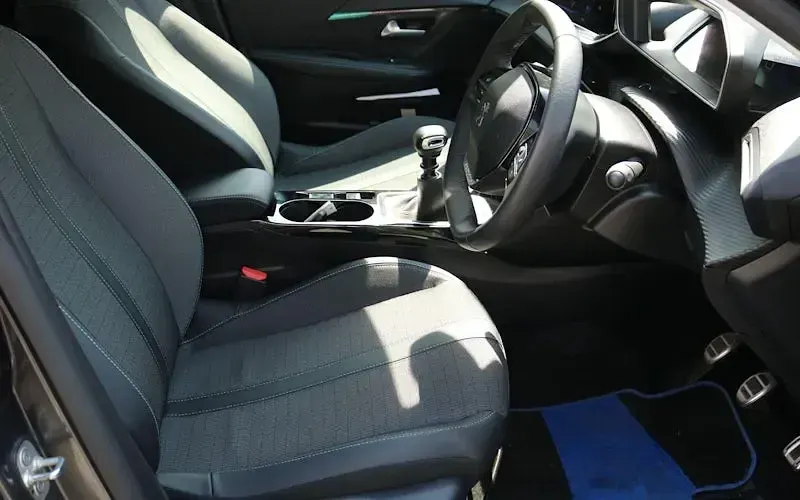 Used Peugeot 208 Allure+ 102 HP (75 kW) 2023 Grey Hatchback