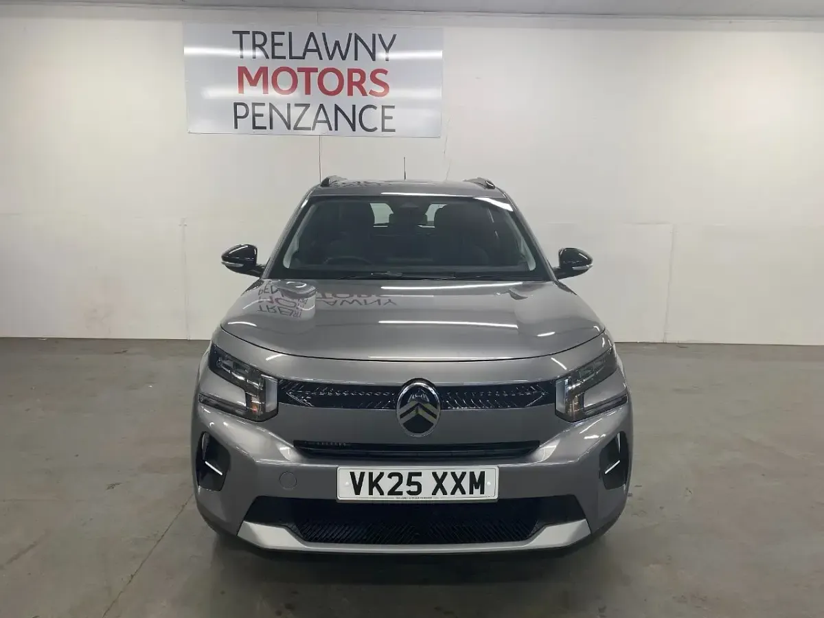 Used Citroën C3 PureTech 101 HP (74 kW) 2025 Grey SUV