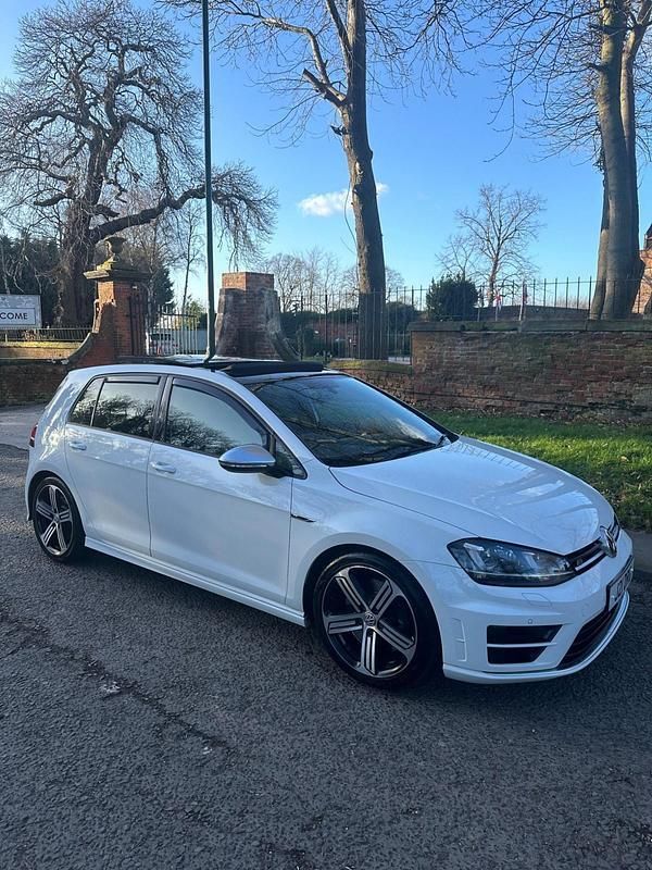 White Used 2014 VW Golf VII R Hatchback | £9,100 (Super price) - Image 1/4