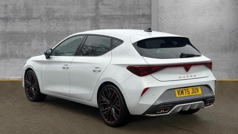 New Cupra Leon 204 HP (150 kW) 2025 White