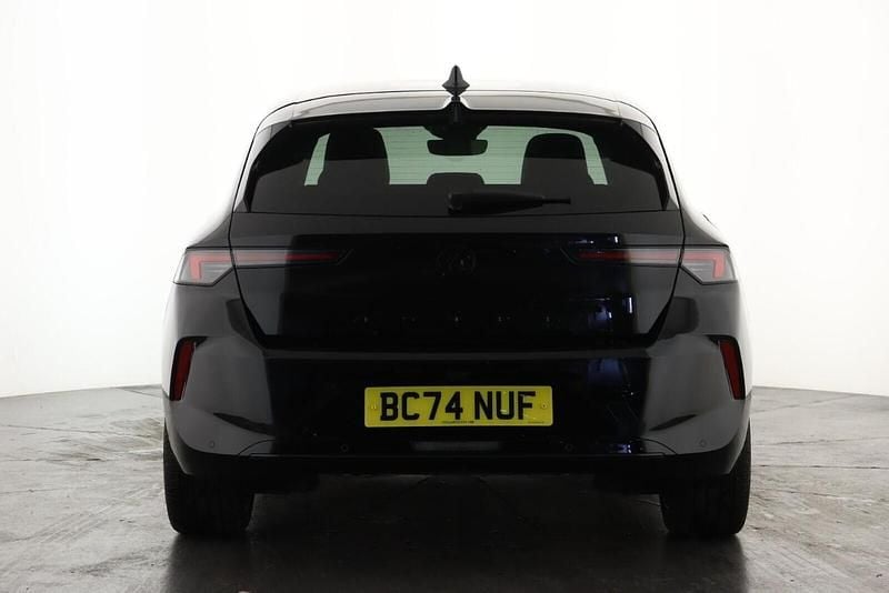 Used Vauxhall Astra Ultimate 128 HP (94 kW) 2025 Black Hatchback