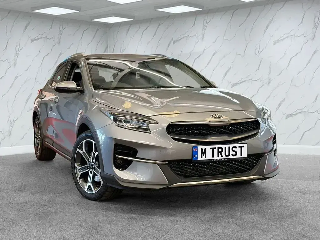 Used Kia XCeed 138 HP (101 kW) 2020 Silver SUV
